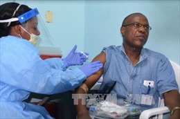 Tìm ra vaccine chống Ebola hiệu quả 100%